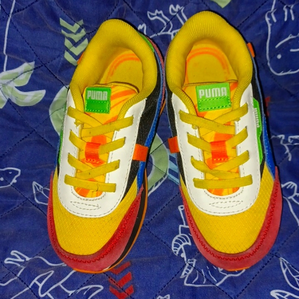 Colorful Puma kids shoes us 10c